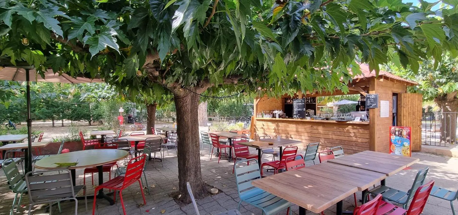 Lodges & Nature - 71 Avignon Frankrike